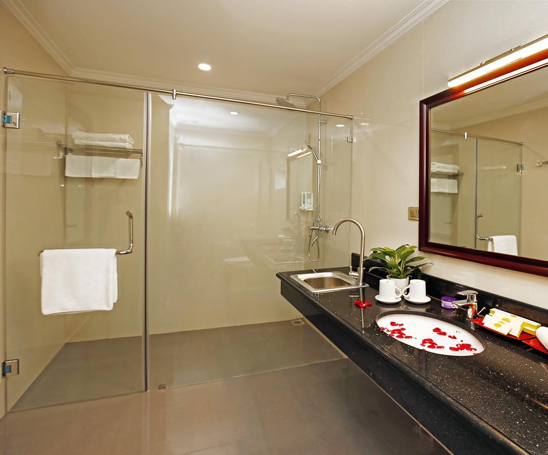 Bac Ninh Uri Hotel Εξωτερικό φωτογραφία